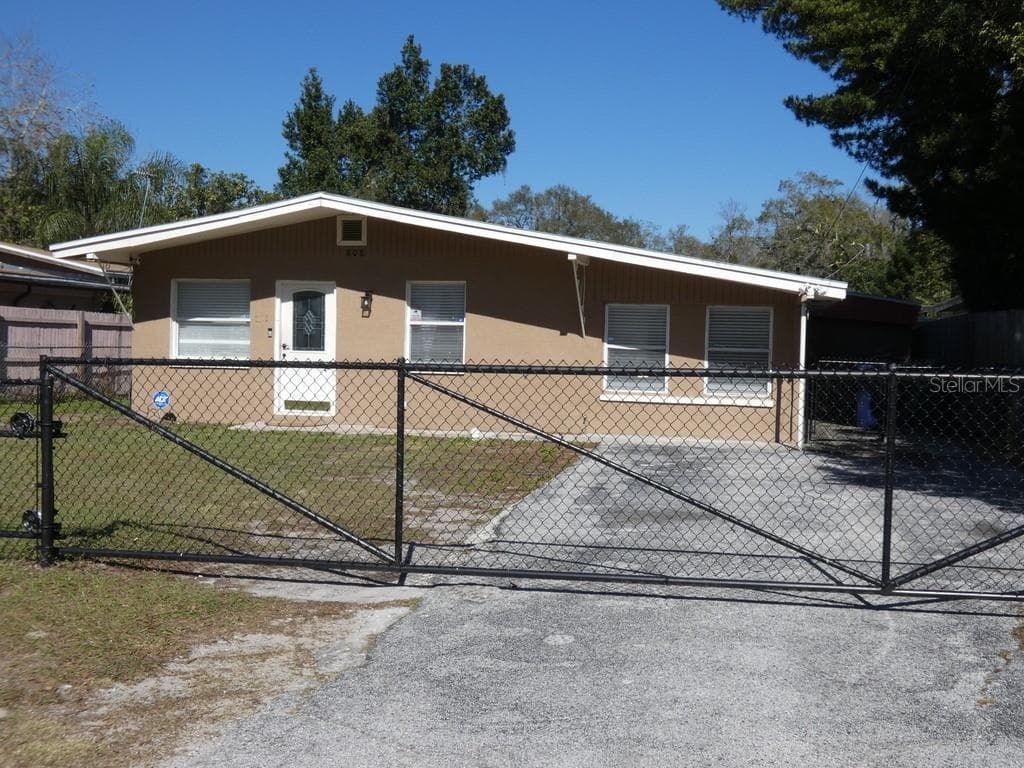 808 E RICHMERE STREET TAMPA, FL 33612
