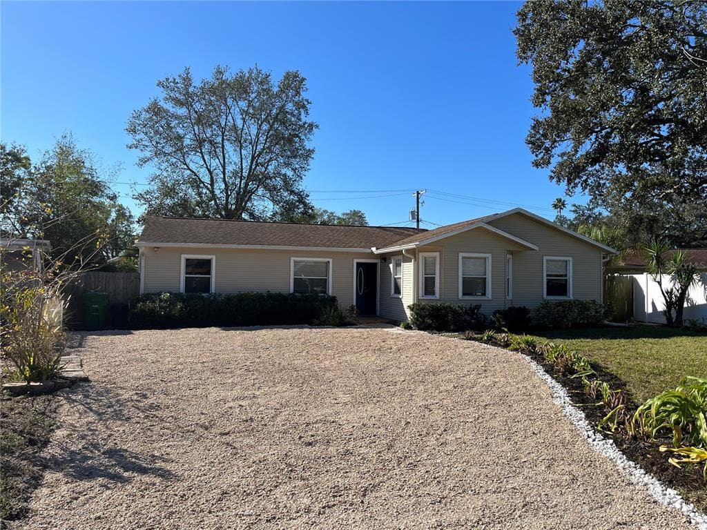 4732 W LAWN AVENUE TAMPA, FL 33611