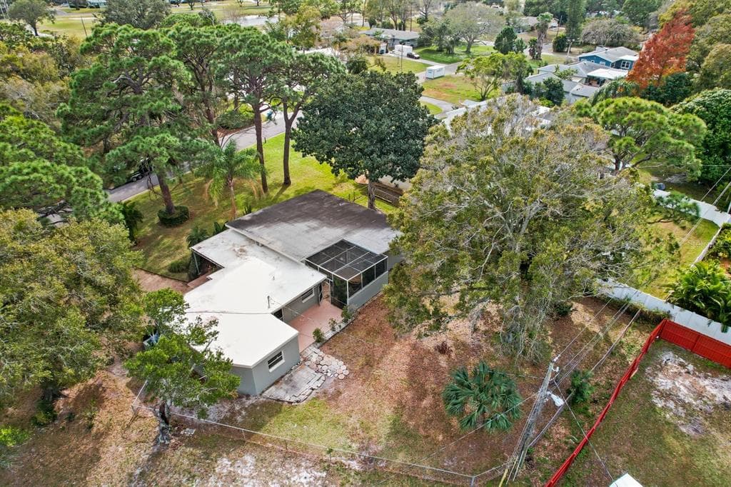 2349 GRANADA CIRCLE W ST PETERSBURG, FL 33712