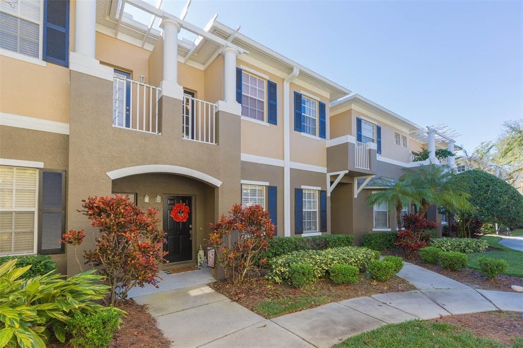7431 ARLINGTON GROVE CIRCLE