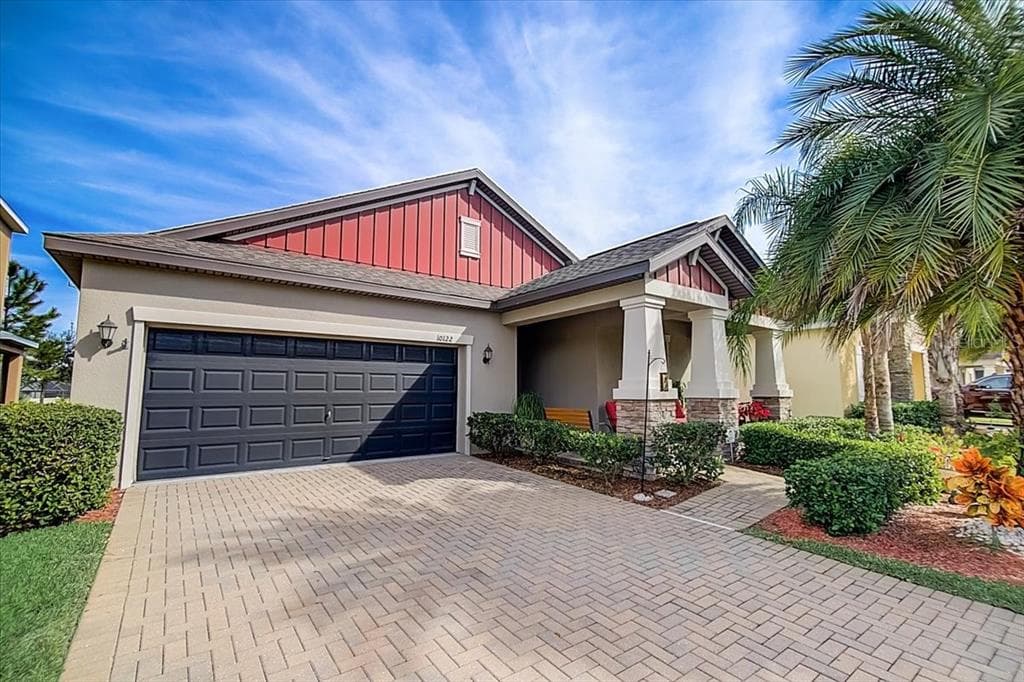 10122 COUNT FLEET DRIVE RUSKIN, FL 33573