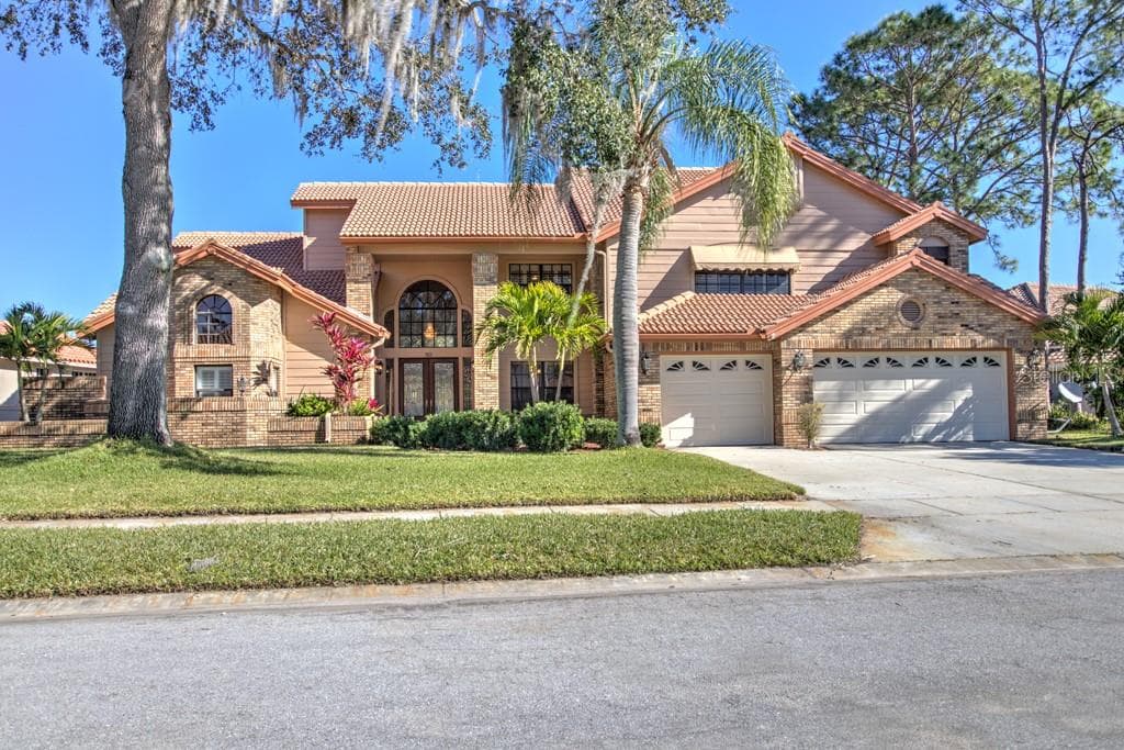 50 TURTLE CREEK CIRCLE