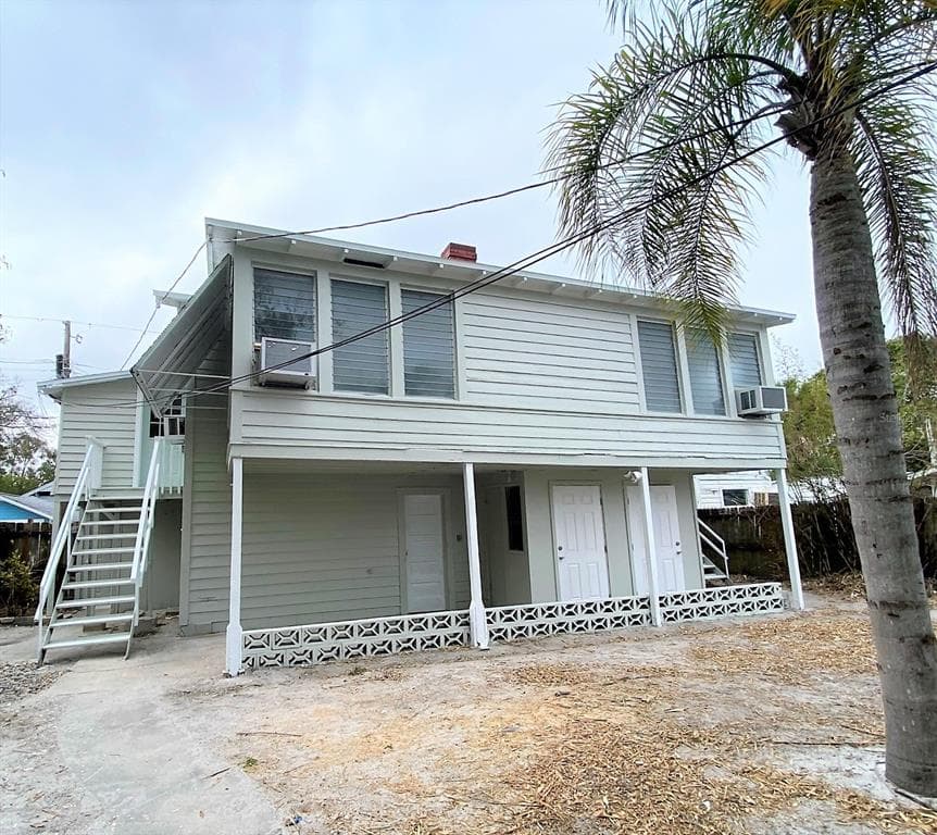 812 14TH STREET N UNIT B ST PETERSBURG, FL 33705