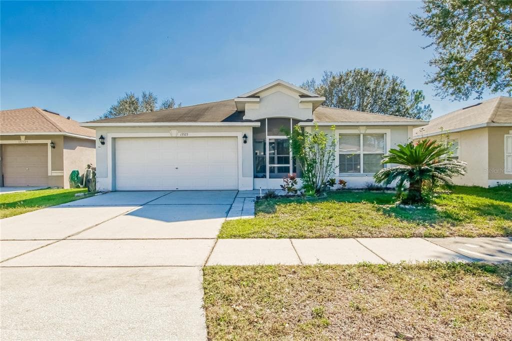 13523 PRESTWICK DR RIVERVIEW, FL 33579