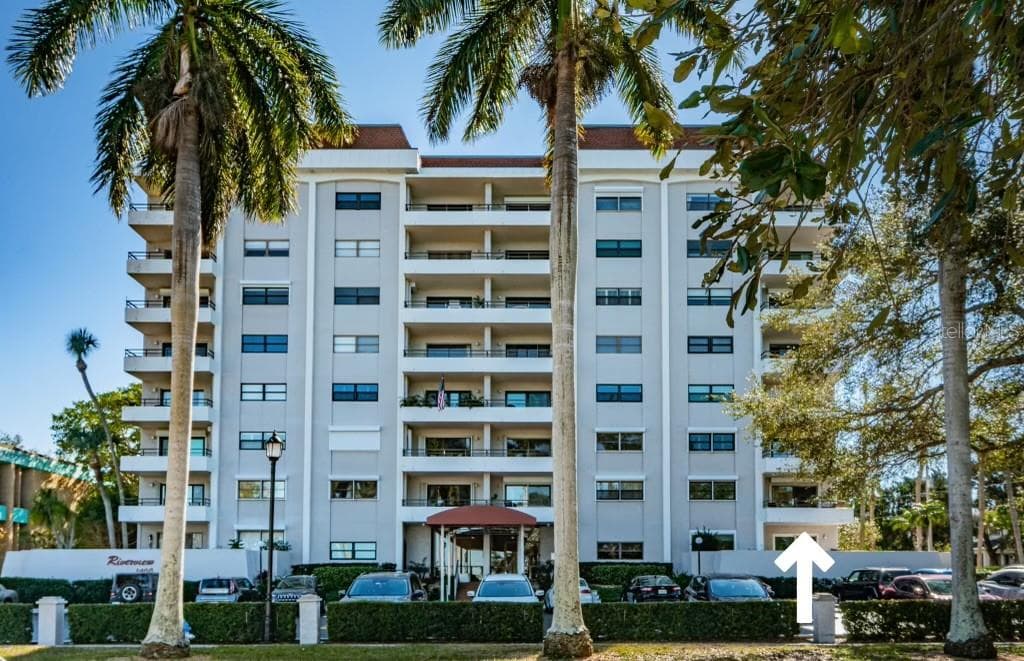 1400 1ST AVENUE W UNIT 205 BRADENTON, FL 34205