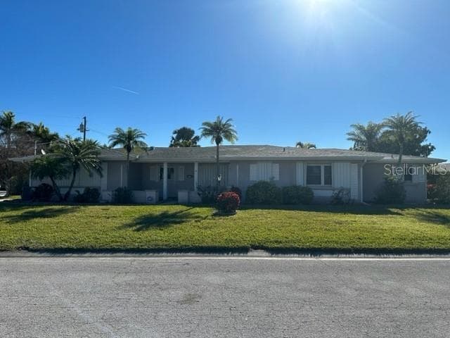 5565 OAKHURST DRIVE