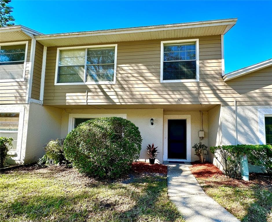 14735 PINE GLEN CIRCLE LUTZ, FL 33559