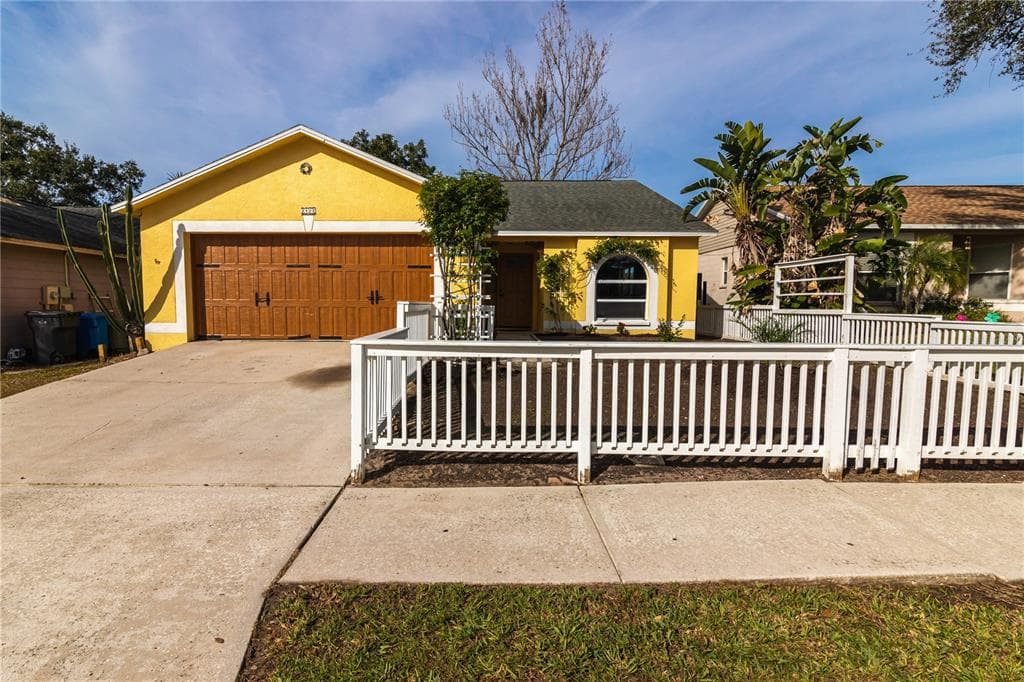 2122 RIDGEMORE DRIVE VALRICO, FL 33594