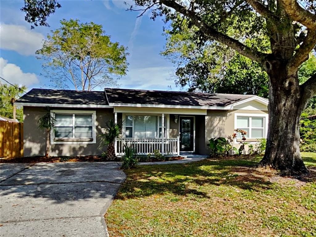 4615 W BAY VILLA AVENUE TAMPA, FL 33611