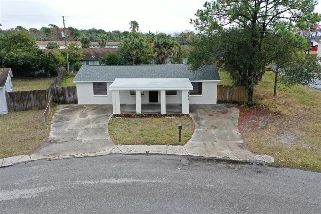 8624 VELVET DRIVE PORT RICHEY, FL 34668