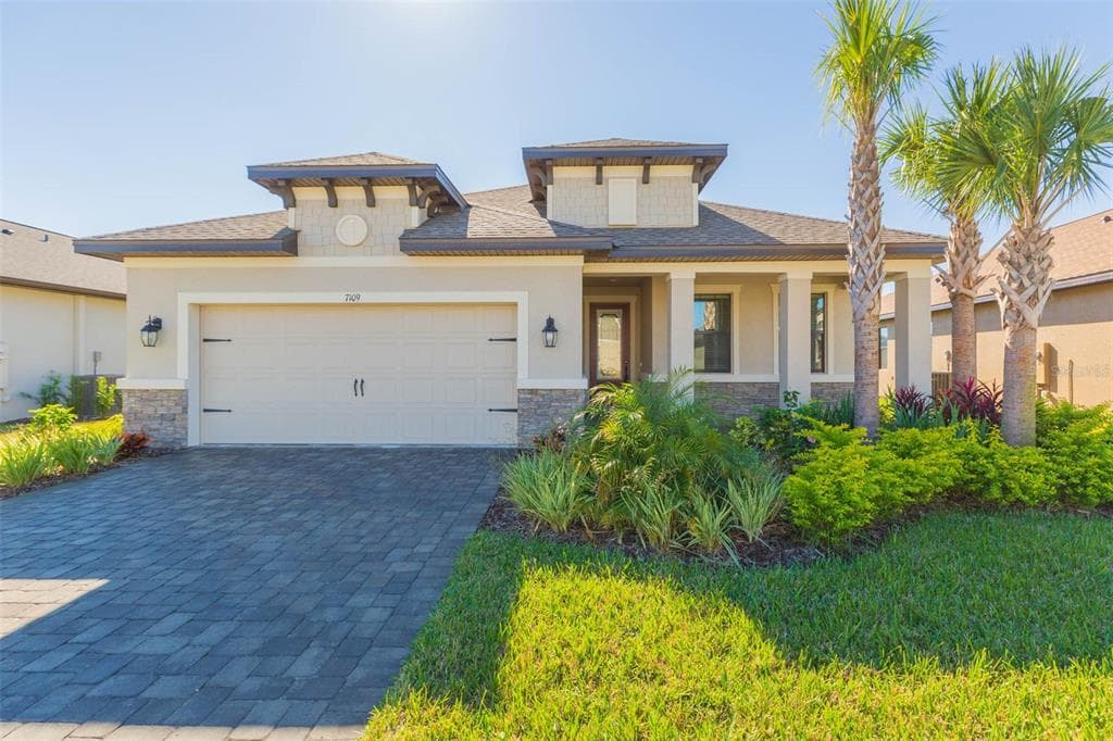 7109 HERON WALK LANE WESLEY CHAPEL, FL 33545