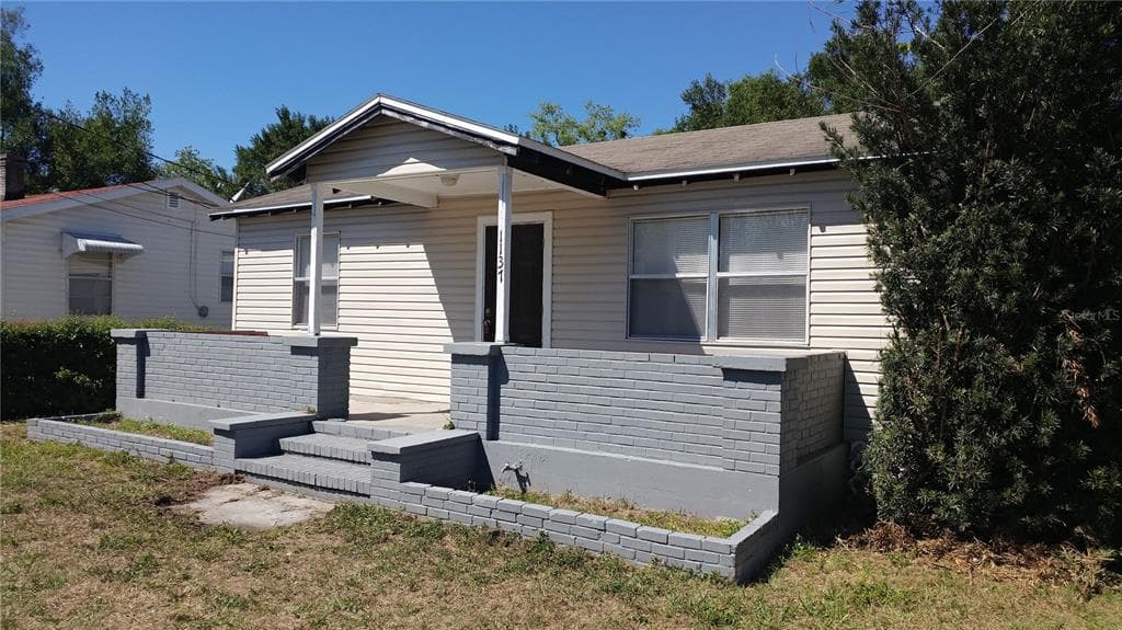 1137 W 11TH STREET LAKELAND, FL 33805