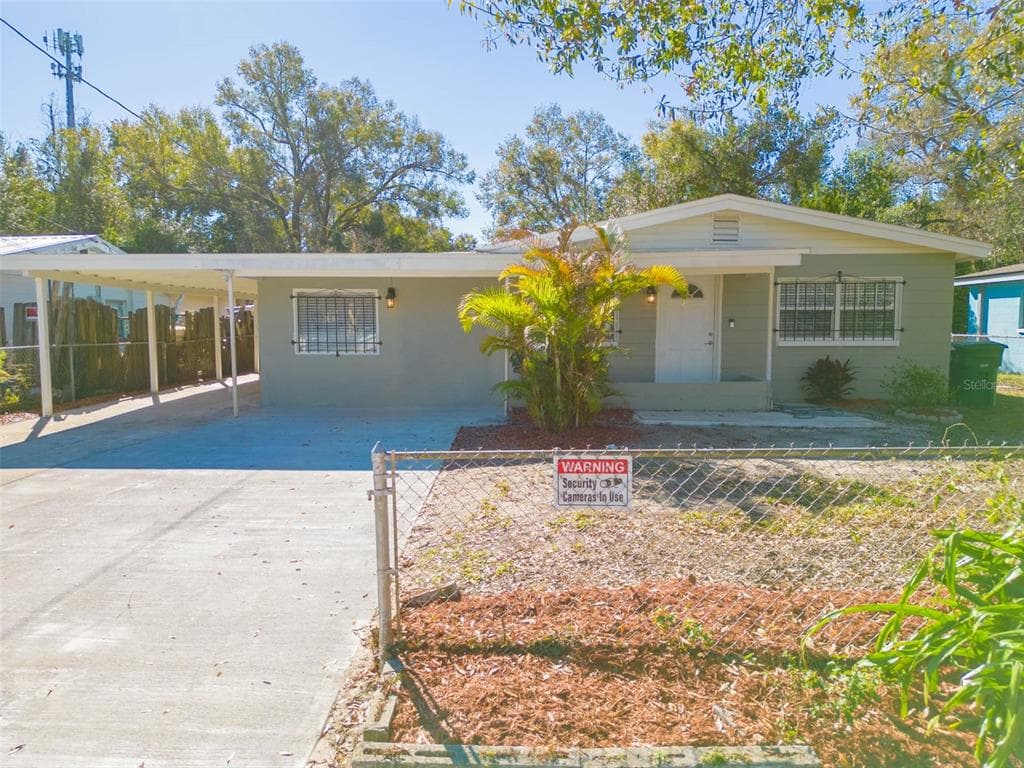 2411 S RAMONA CIRCLE TAMPA, FL 33612