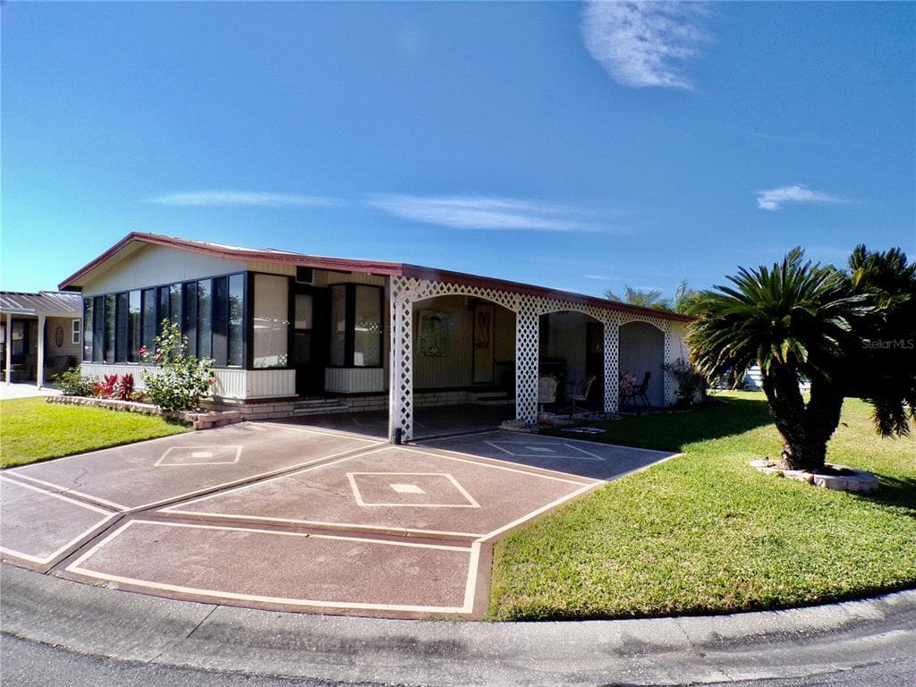 3211 GREAT OAK STREET ZEPHYRHILLS, FL 33543