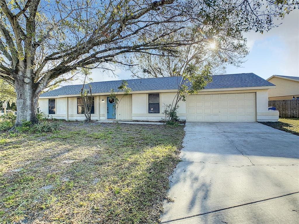 5537 34TH COURT E BRADENTON, FL 34203