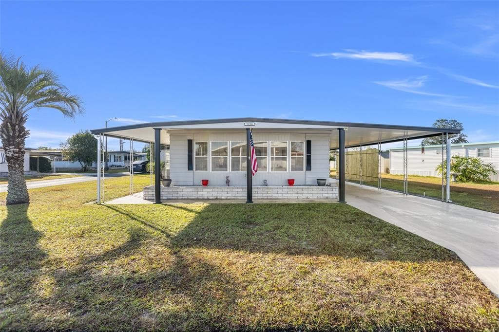 35208 DALE AVENUE ZEPHYRHILLS, FL 33541