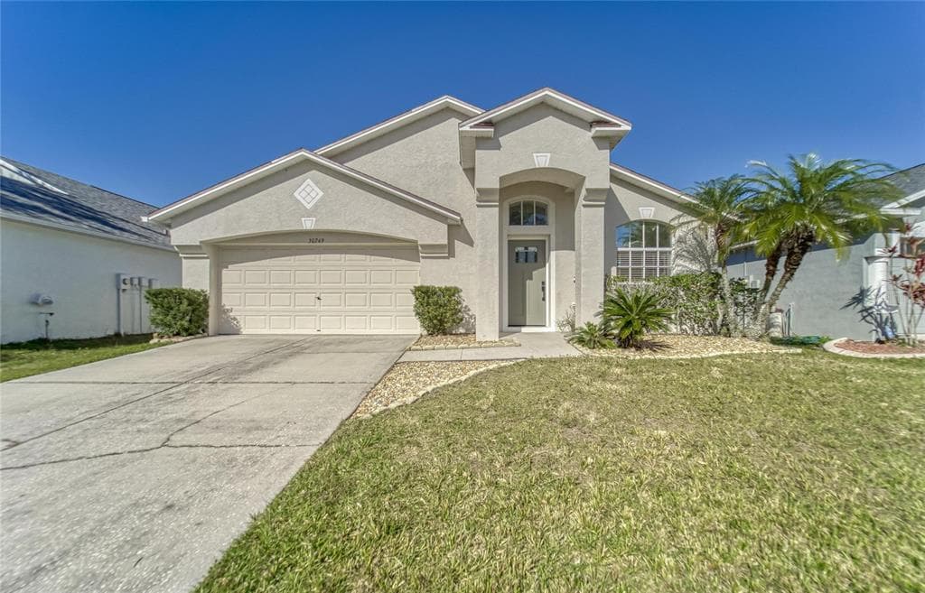 30749 BIRDHOUSE DRIVE WESLEY CHAPEL, FL 33545