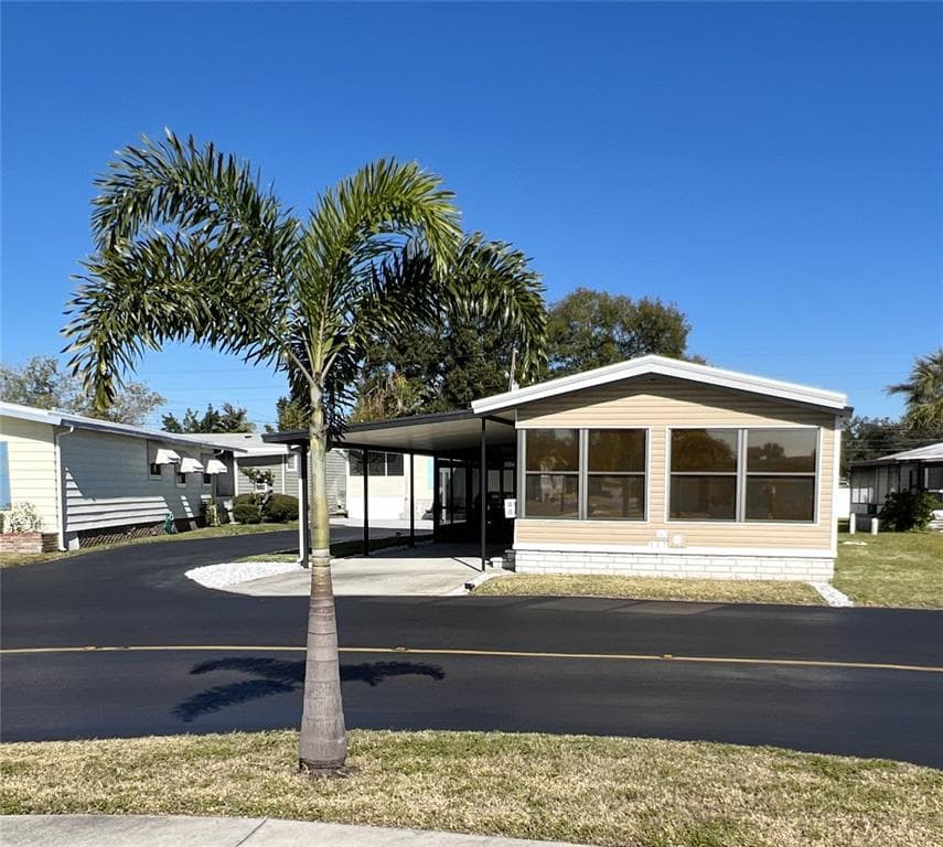 117 MOUNT PINEY AVENUE NE UNIT 280 ST PETERSBURG, FL 33702
