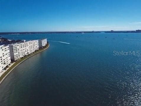 6060 SHORE BOULEVARD S UNIT 809 GULFPORT, FL 33707
