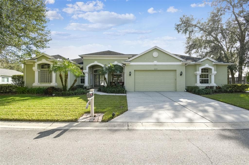 30132 VIENNA WOODS LANE WESLEY CHAPEL, FL 33545