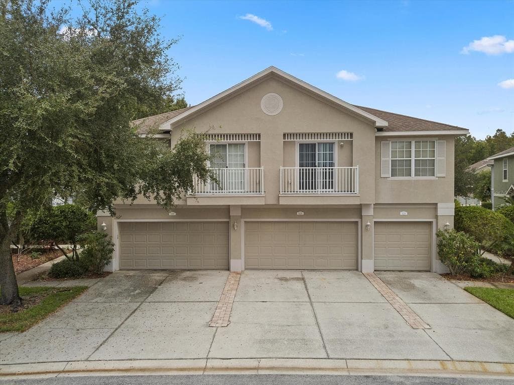 5230 BLUE ROAN WAY WESLEY CHAPEL, FL 33544