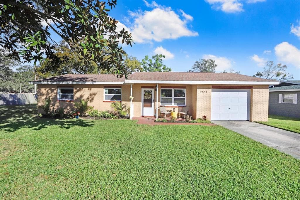 2802 GARY LANE LAKELAND, FL 33812