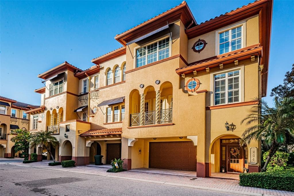 254 SEAGATE COURT