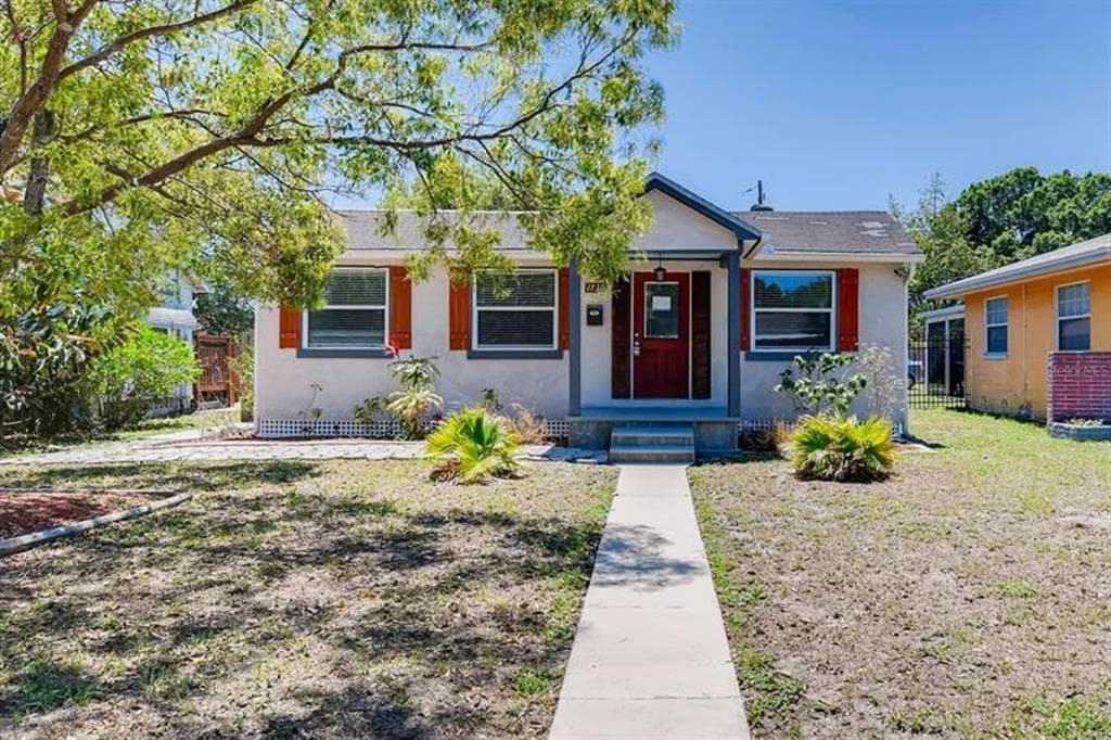 1730 30TH AVENUE N ST PETERSBURG, FL 33713