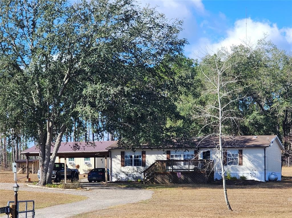 5090 SE 137TH AVENUE MORRISTON, FL 32668