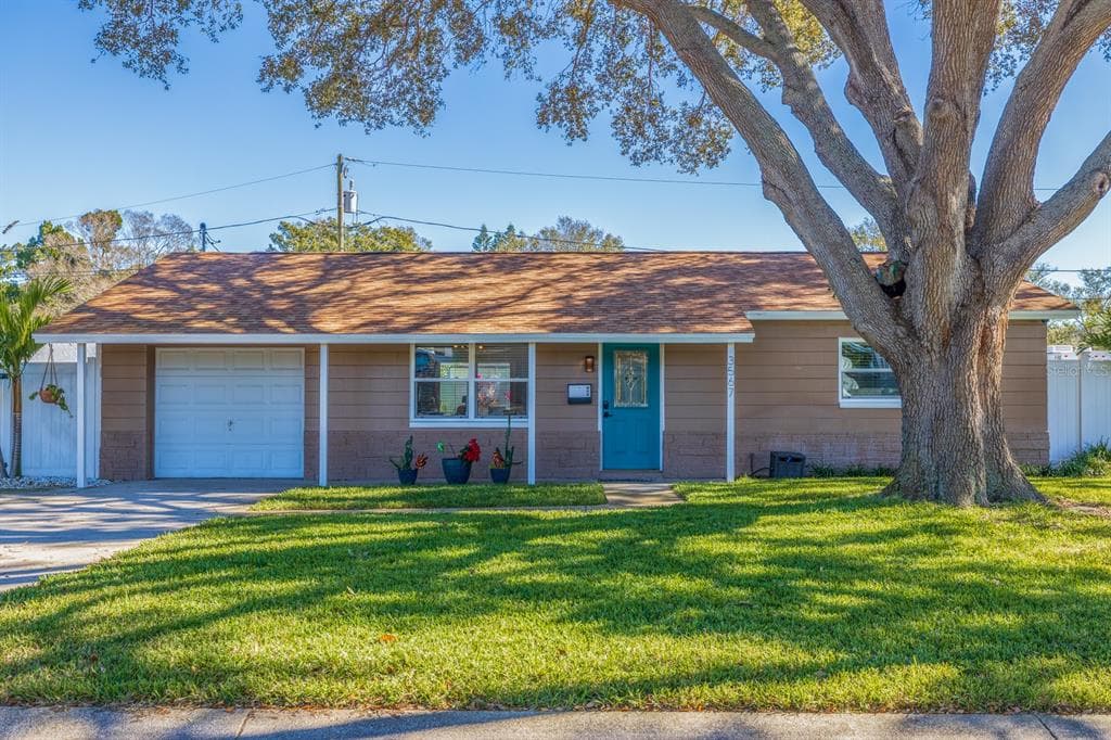 3567 40TH LANE N ST PETERSBURG, FL 33713