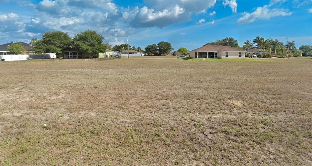 202 NW 29TH TERRACE CAPE CORAL, FL 33993