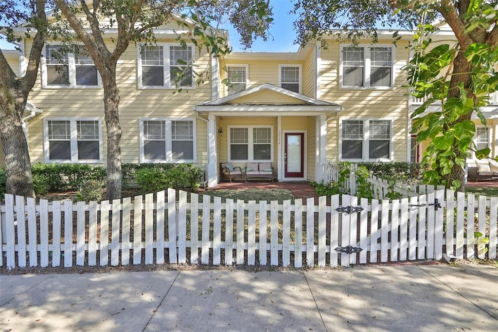 16124 BRIDGECROSSING DRIVE LITHIA, FL 33547