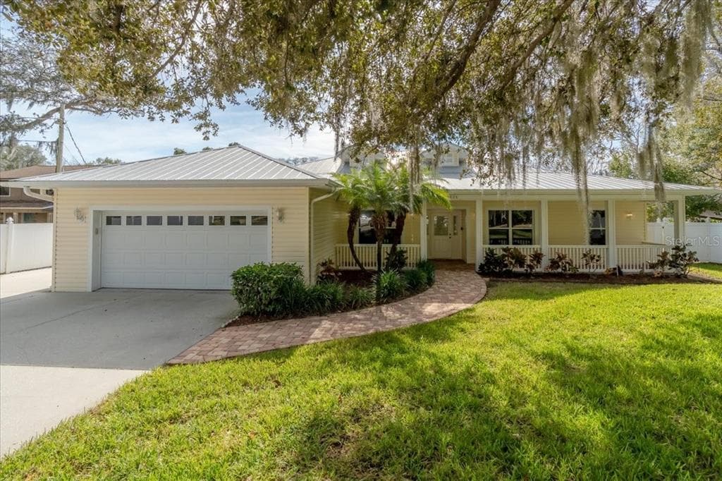 10426 TARPON SPRINGS ROAD ODESSA, FL 33556