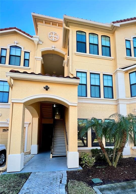 2739 VIA CAPRI UNIT 1027 CLEARWATER, FL 33764