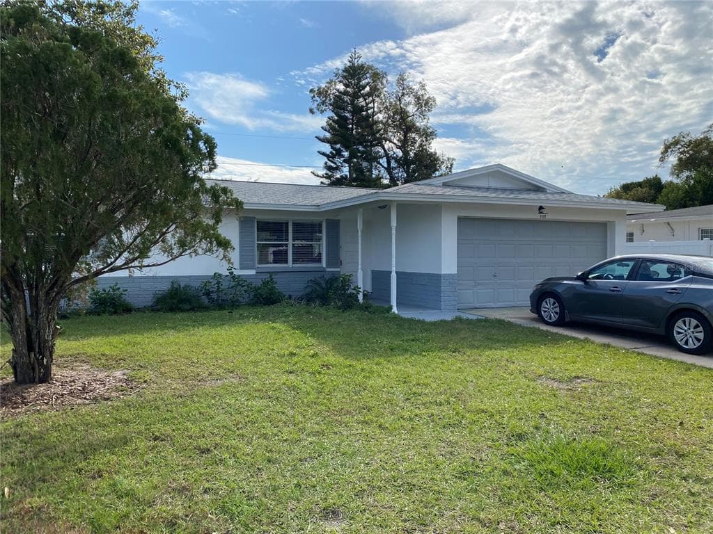 1737 CARLISLE STREET CLEARWATER, FL 33755