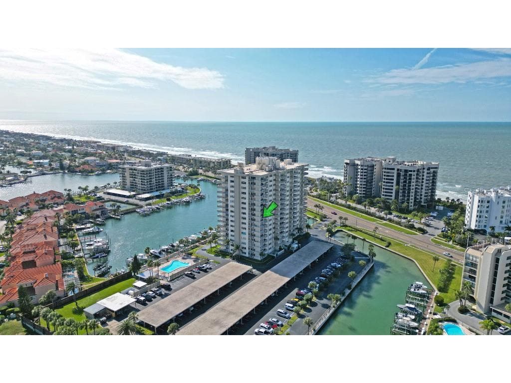 1621 GULF BOULEVARD UNIT 808 CLEARWATER BEACH, FL 33767