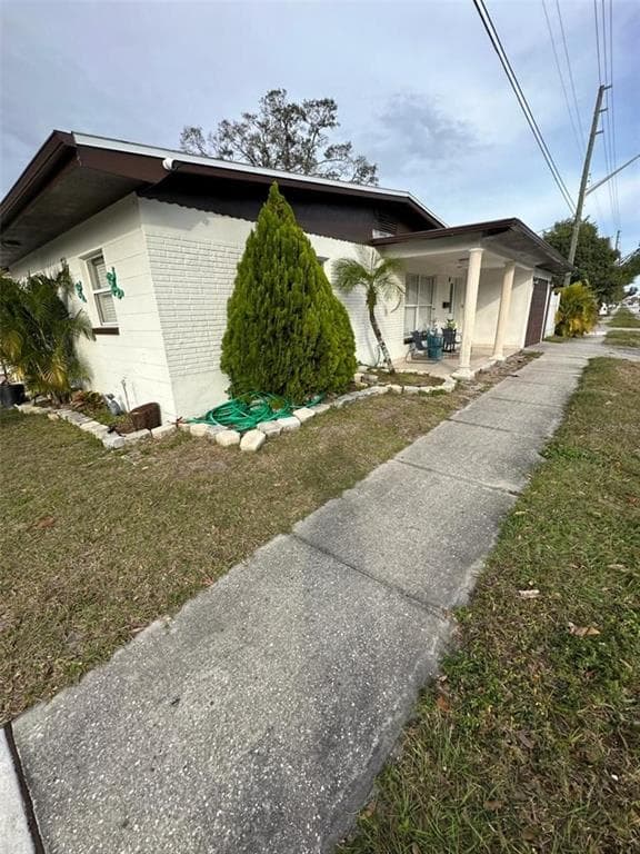 2593 38TH AVENUE N UNIT B ST PETERSBURG, FL 33713