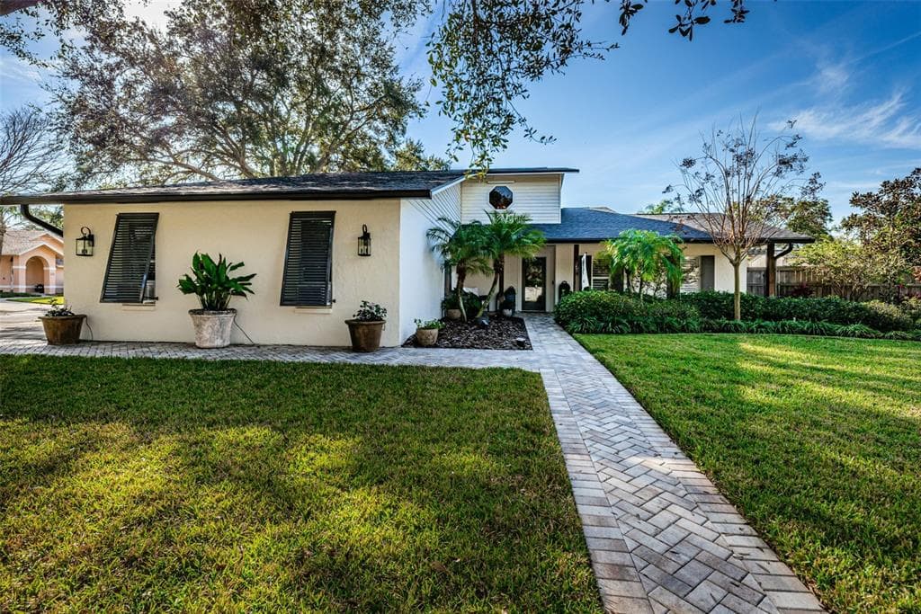 2942 GLENPARK ROAD PALM HARBOR, FL 34683