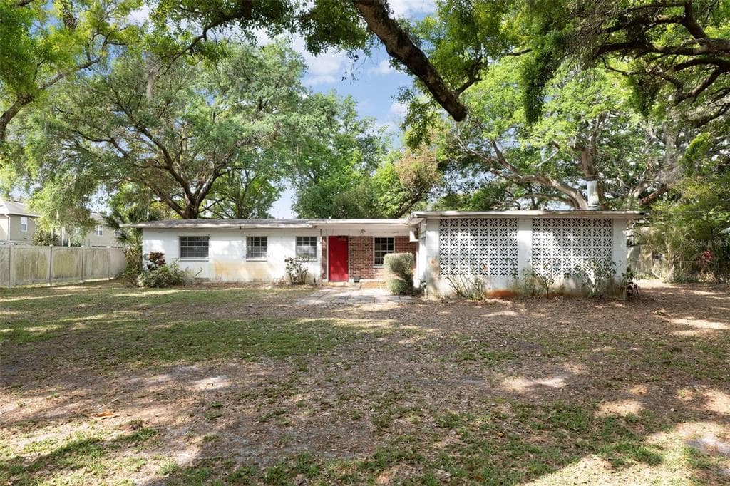 3102 WILLIAMS ROAD BRANDON, FL 33510