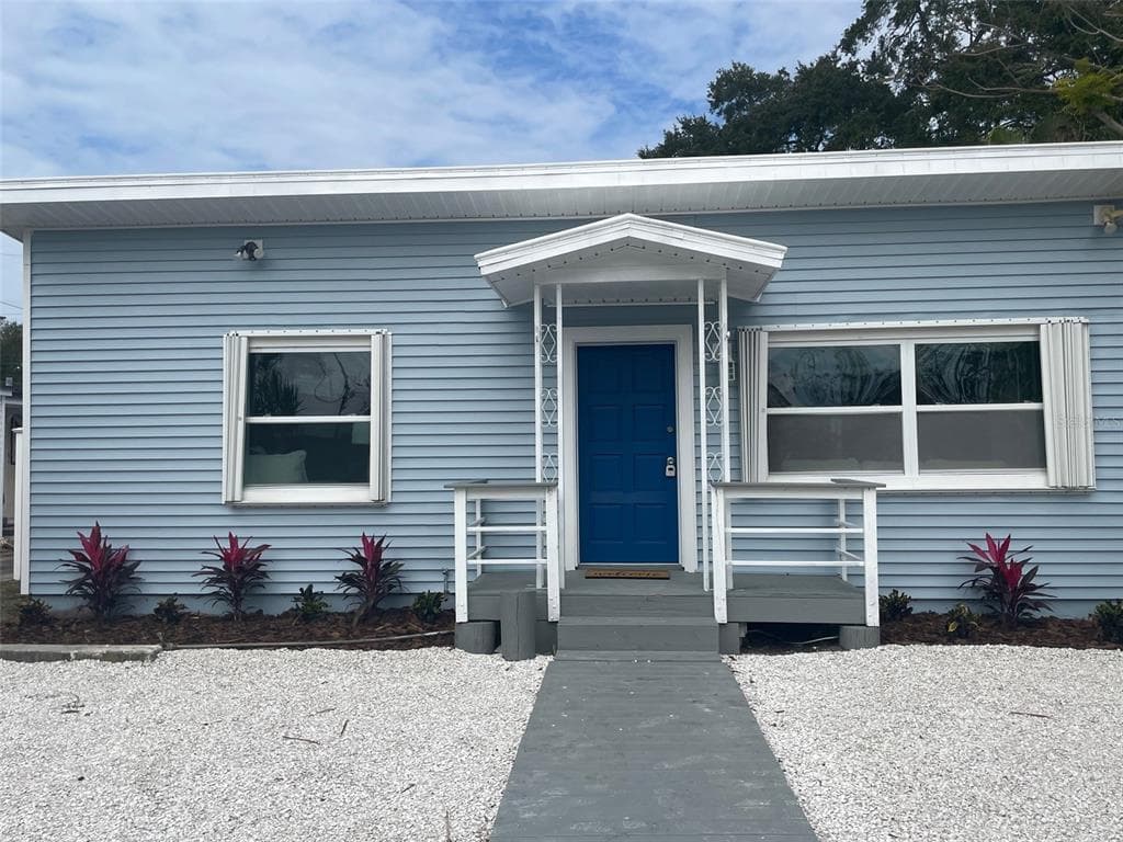5725 13TH AVENUE S GULFPORT, FL 33707