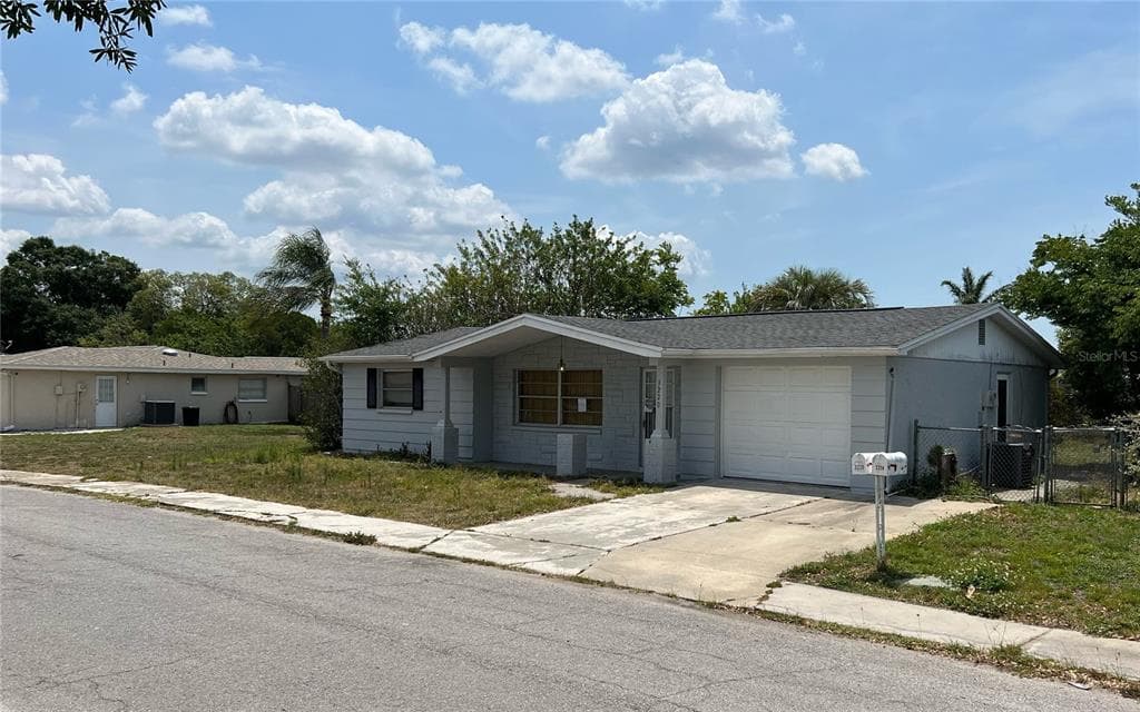 3220 PINON DRIVE