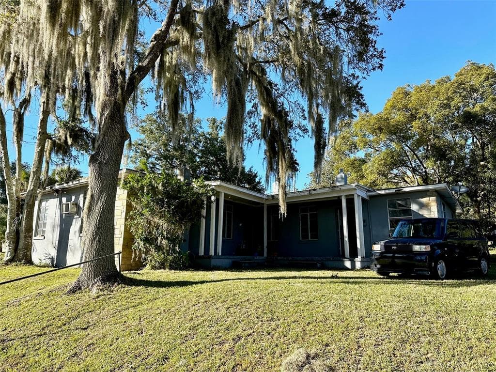 245 E FORT DADE AVENUE BROOKSVILLE, FL 34601