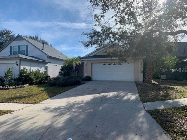 205 SUMMER SAILS DRIVE VALRICO, FL 33594
