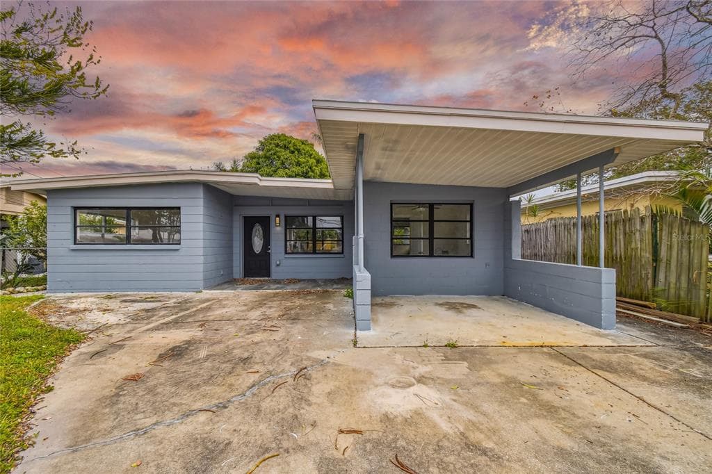 14067 W PARSLEY DRIVE MADEIRA BEACH, FL 33708