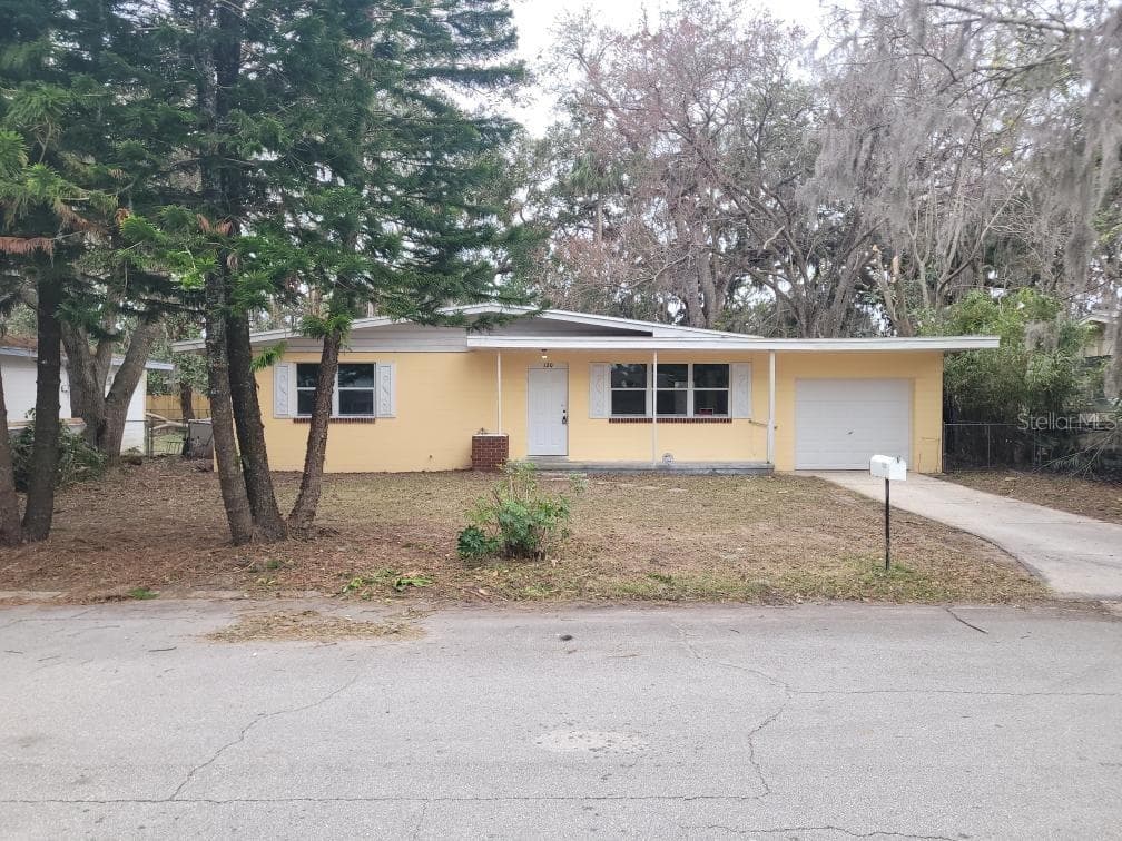 120 BAYWOOD DRIVE