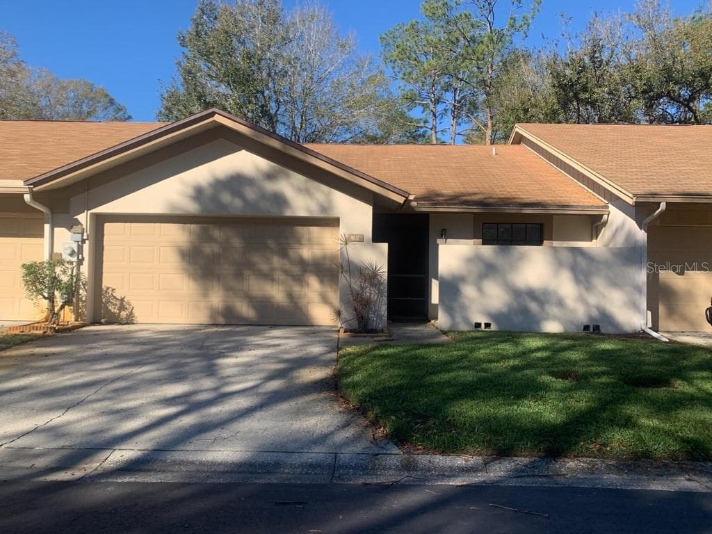 4037 SHORESIDE CIRCLE TAMPA, FL 33624
