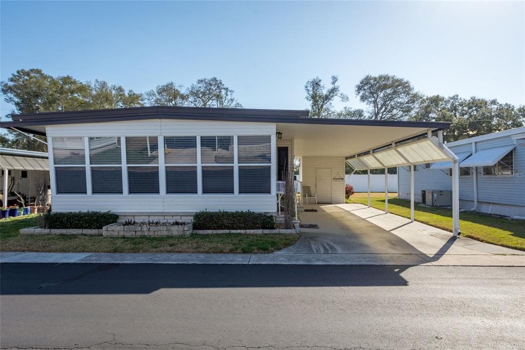 142 PINDO PALM STREET W LARGO, FL 33770