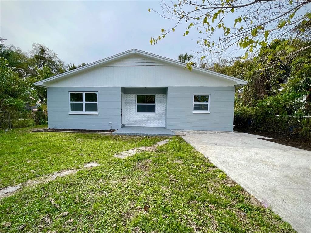 8212 N 14TH STREET TAMPA, FL 33604