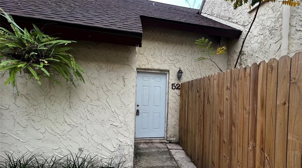 12301 N 58TH STREET UNIT 52 TAMPA, FL 33617