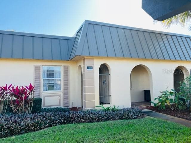 4329 SUMMERSUN DRIVE UNIT 4 NEW PORT RICHEY, FL 34652